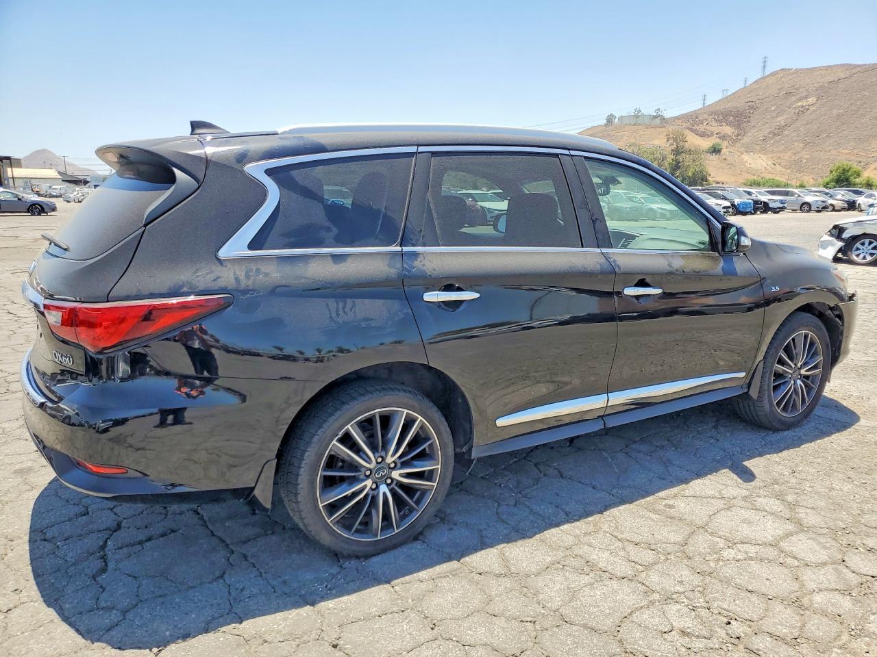 2016 Infiniti Qx60 Base - Фото 3