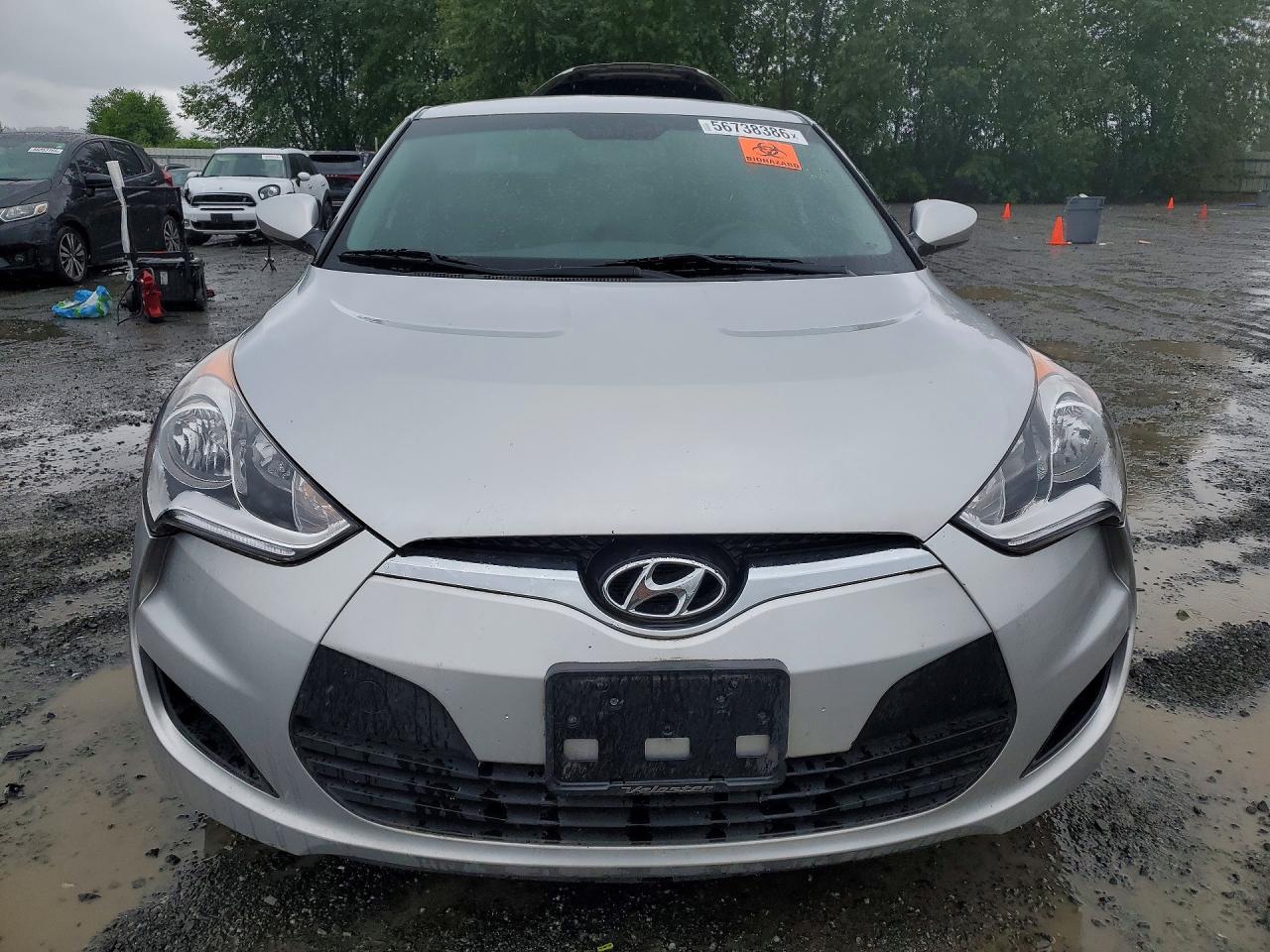 2016 Hyundai Veloster Base - Фото 5