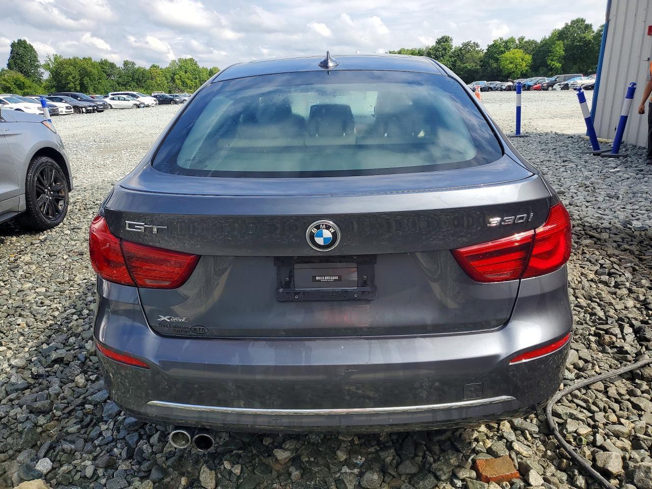 2019 BMW 330Xi Gt - Фото 6
