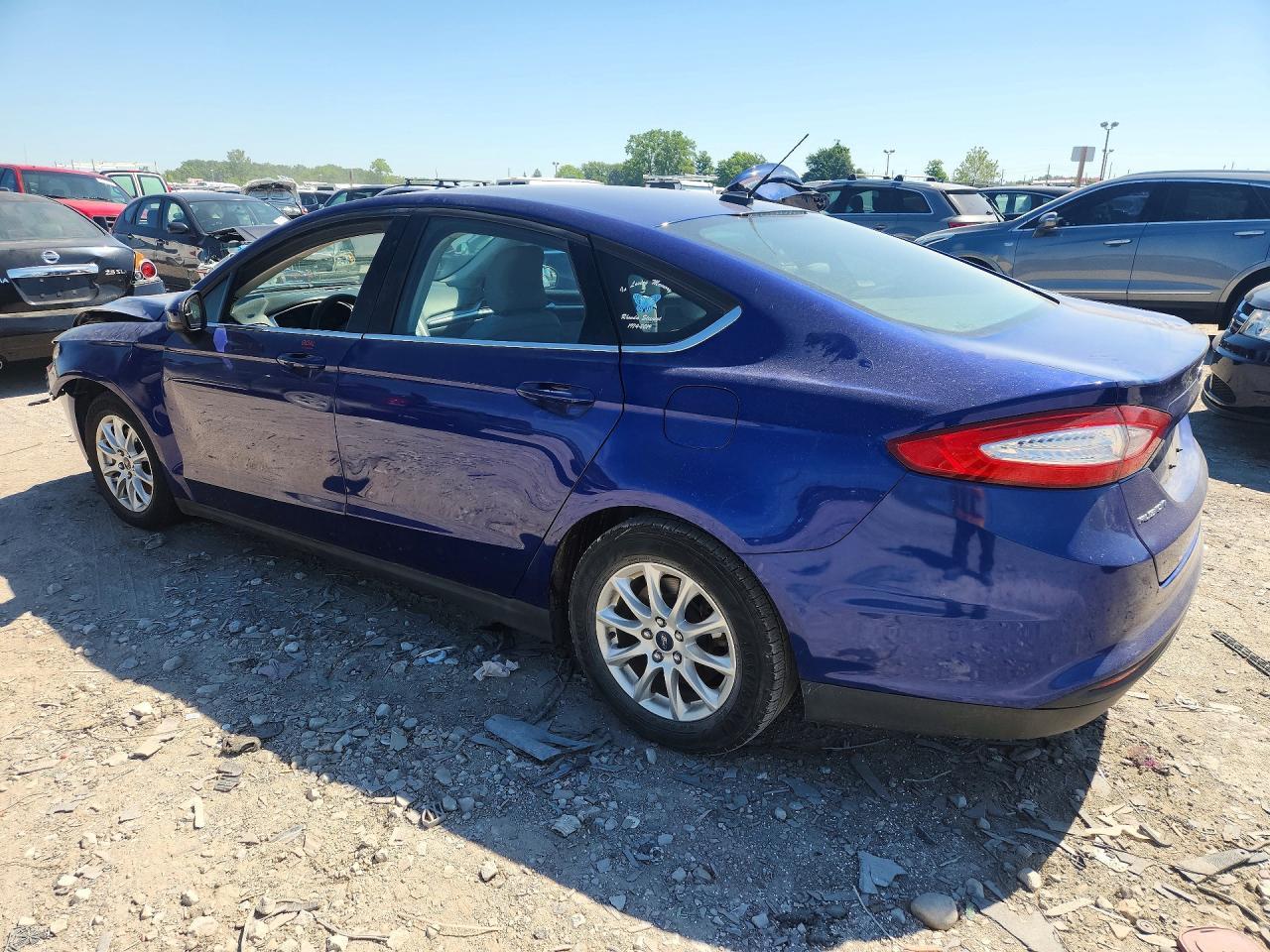2016 Ford Fusion S - Фото 2