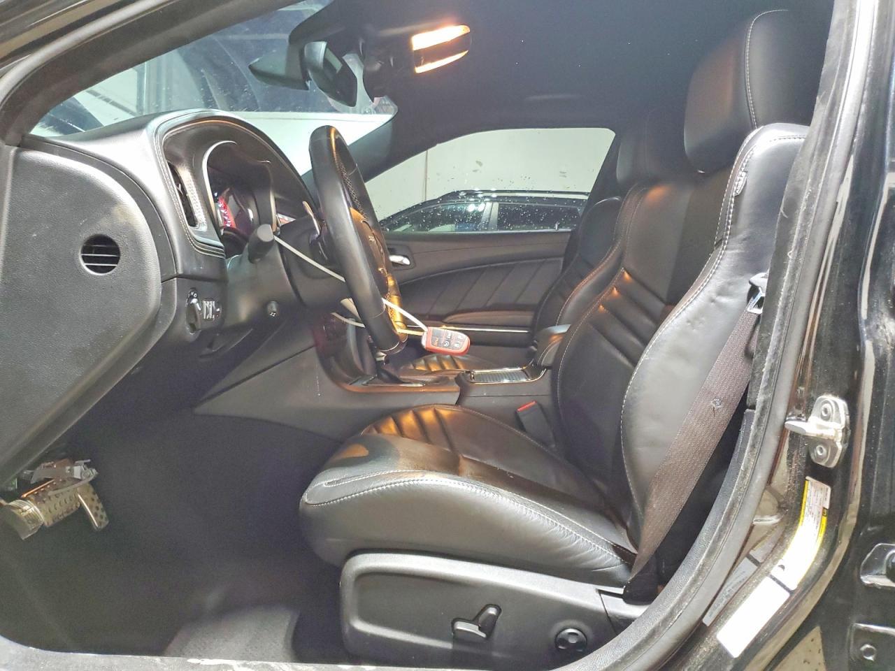 2014 Chrysler 300 - Фото 7