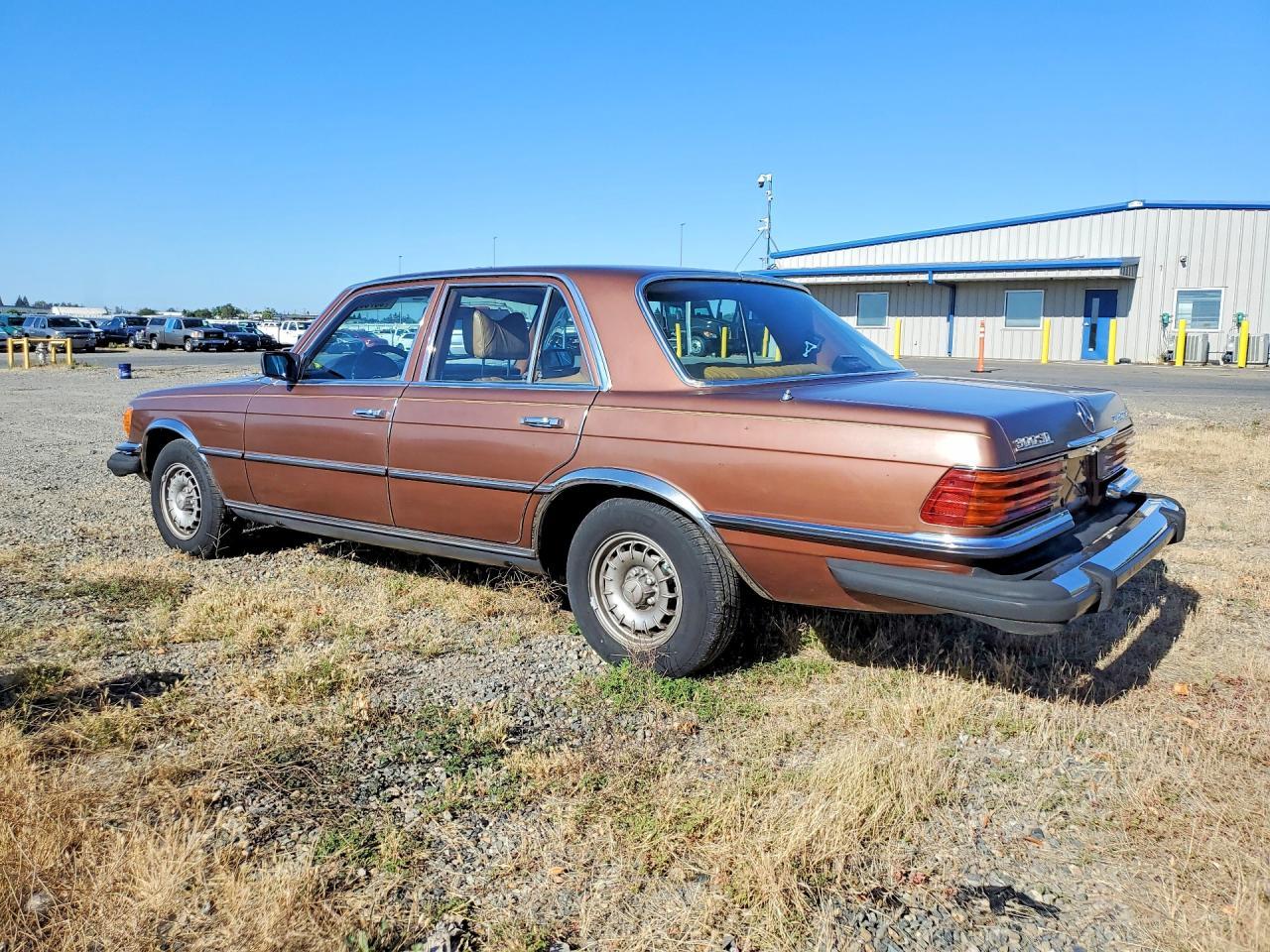 1979 Mercedes-Benz 300 Sd - Image 2