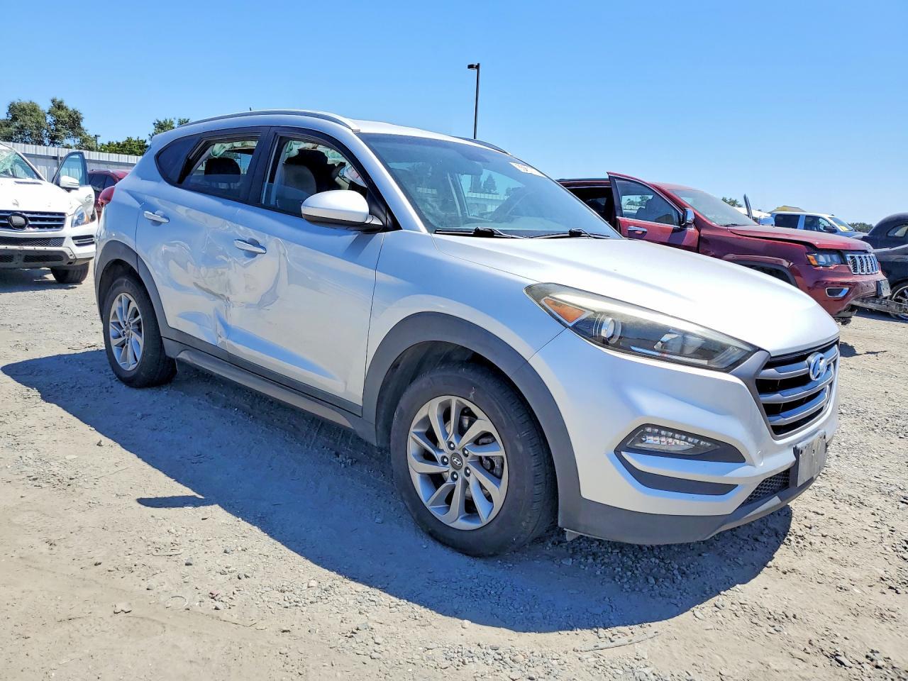 2016 Hyundai Tucson Se - Фото 4
