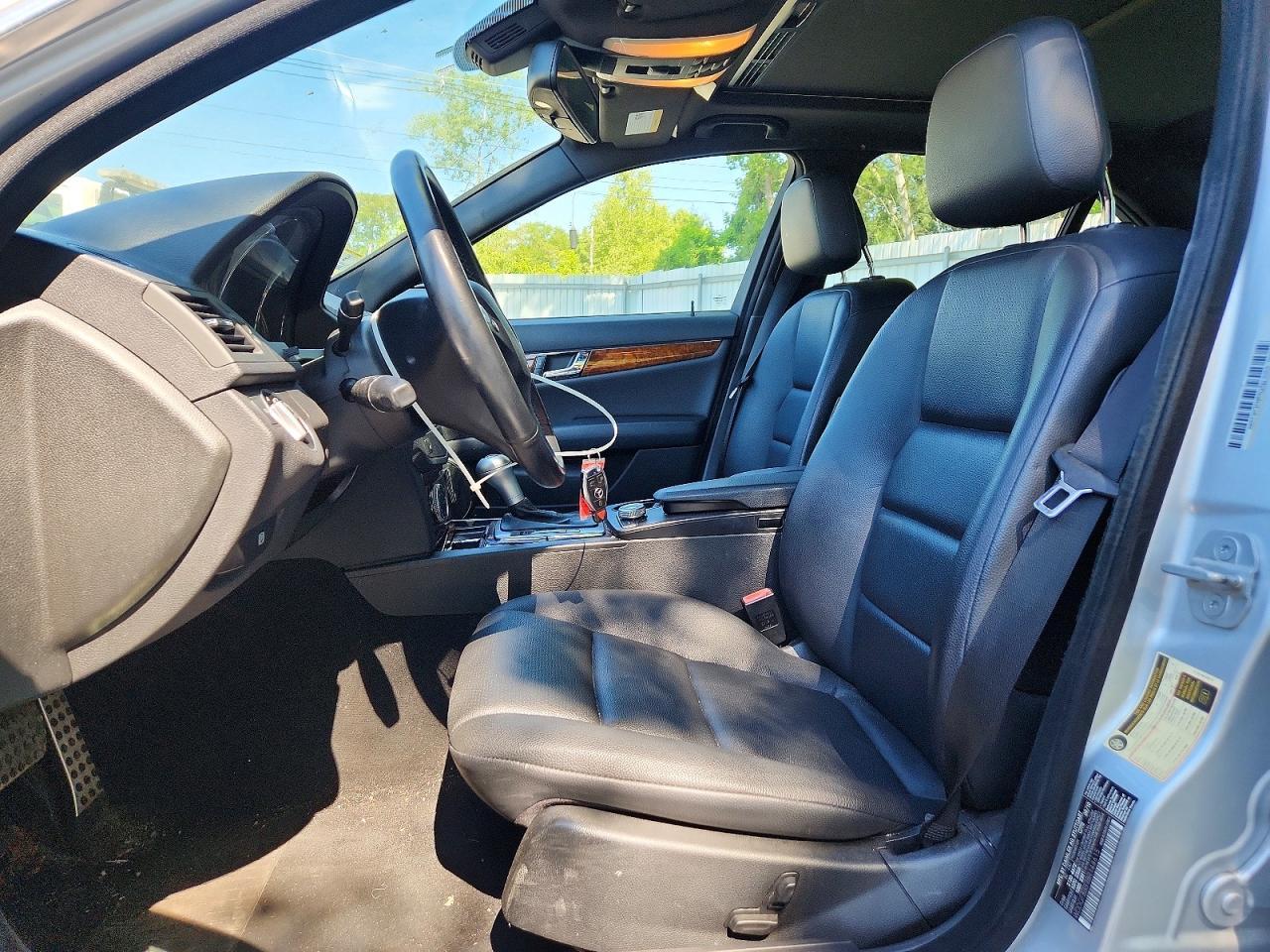 2011 Mercedes-Benz C 300 4Matic - Фото 7