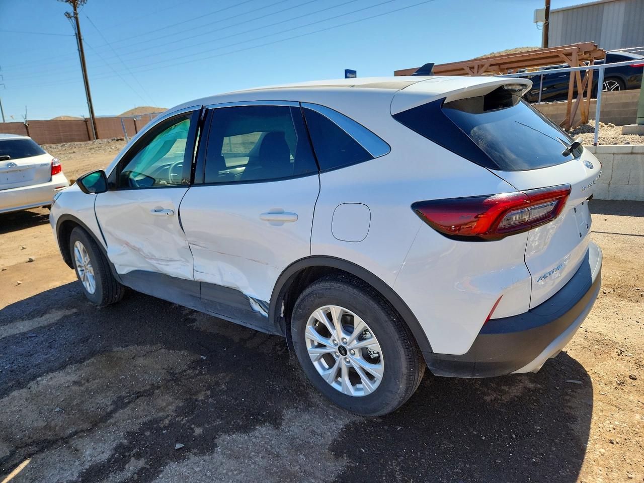 2024 Ford Escape Active - Image 2