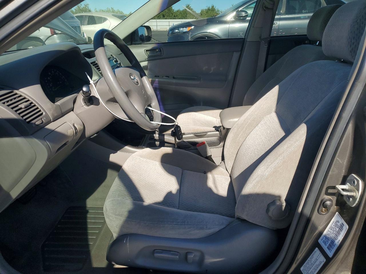 2003 Toyota Camry Le - Фото 7
