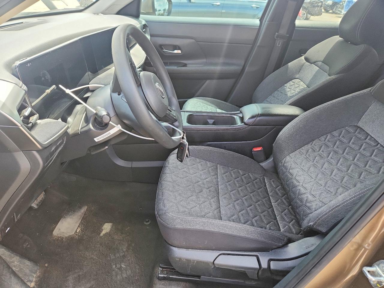 2025 Nissan Kicks Sv - Image 7