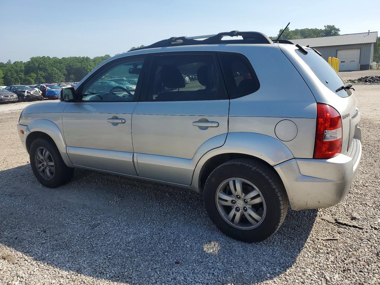 2008 Hyundai Tucson Limited - Image 2