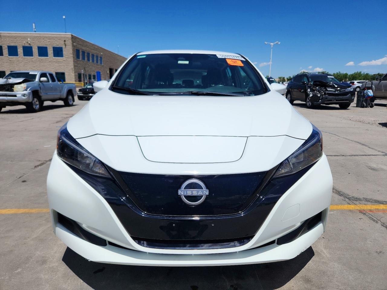 2025 Nissan Leaf S - Image 5