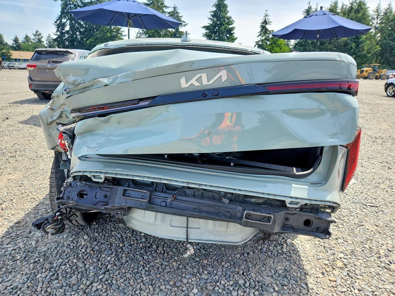 2025 Kia K4 Lxs - Image 6
