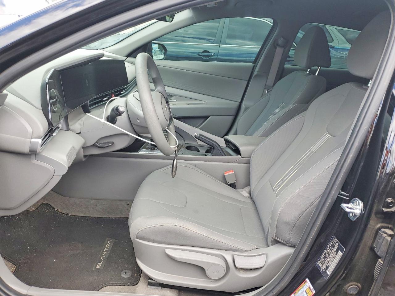 2024 Hyundai Elantra Sel - Image 7