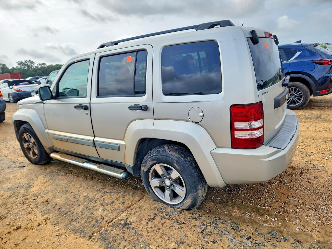 2008 Jeep Liberty Sport - Image 2