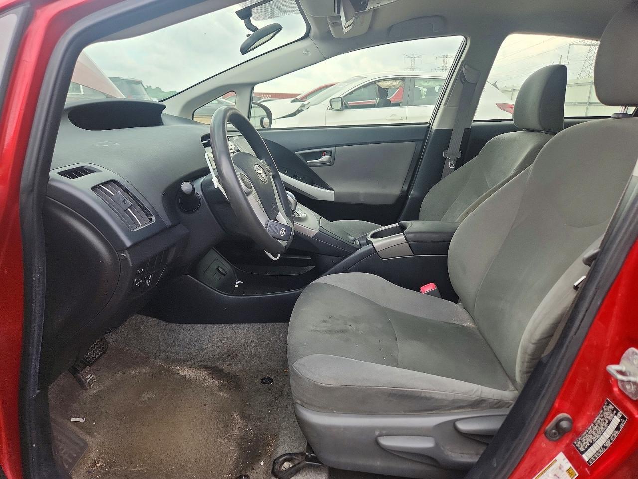 2012 Toyota Prius Two - Image 7