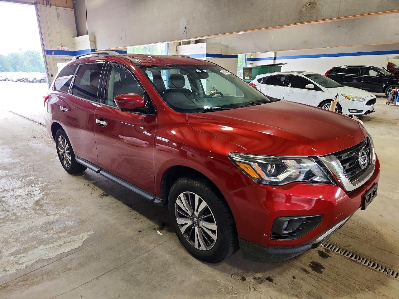 2017 Nissan Pathfinder Sl - Image 4