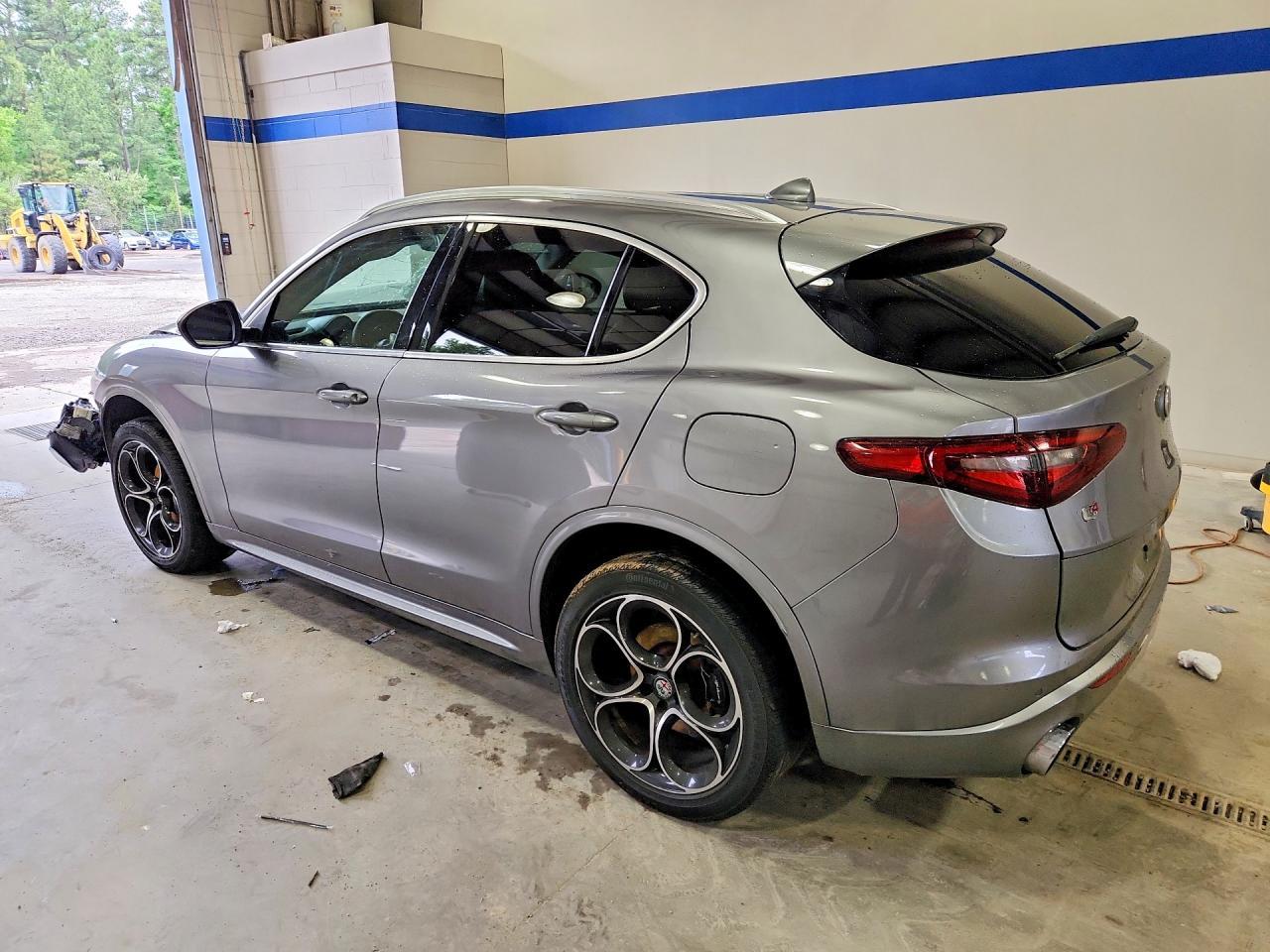 2020 Alfa Romeo Stelvio Ti - Фото 2
