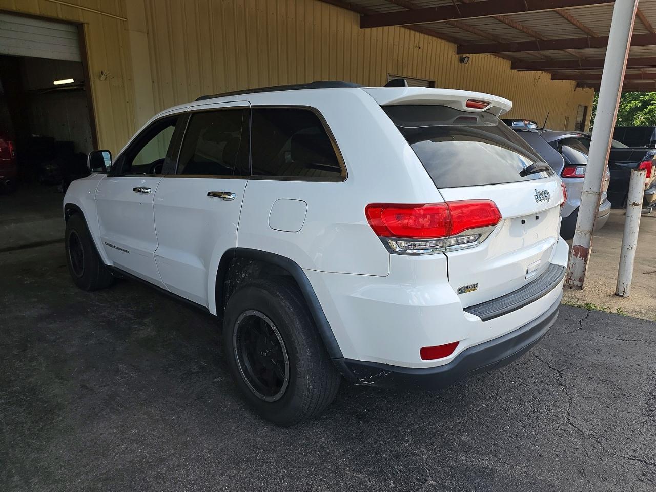 2015 Jeep Grand Cherokee Laredo - Фото 3
