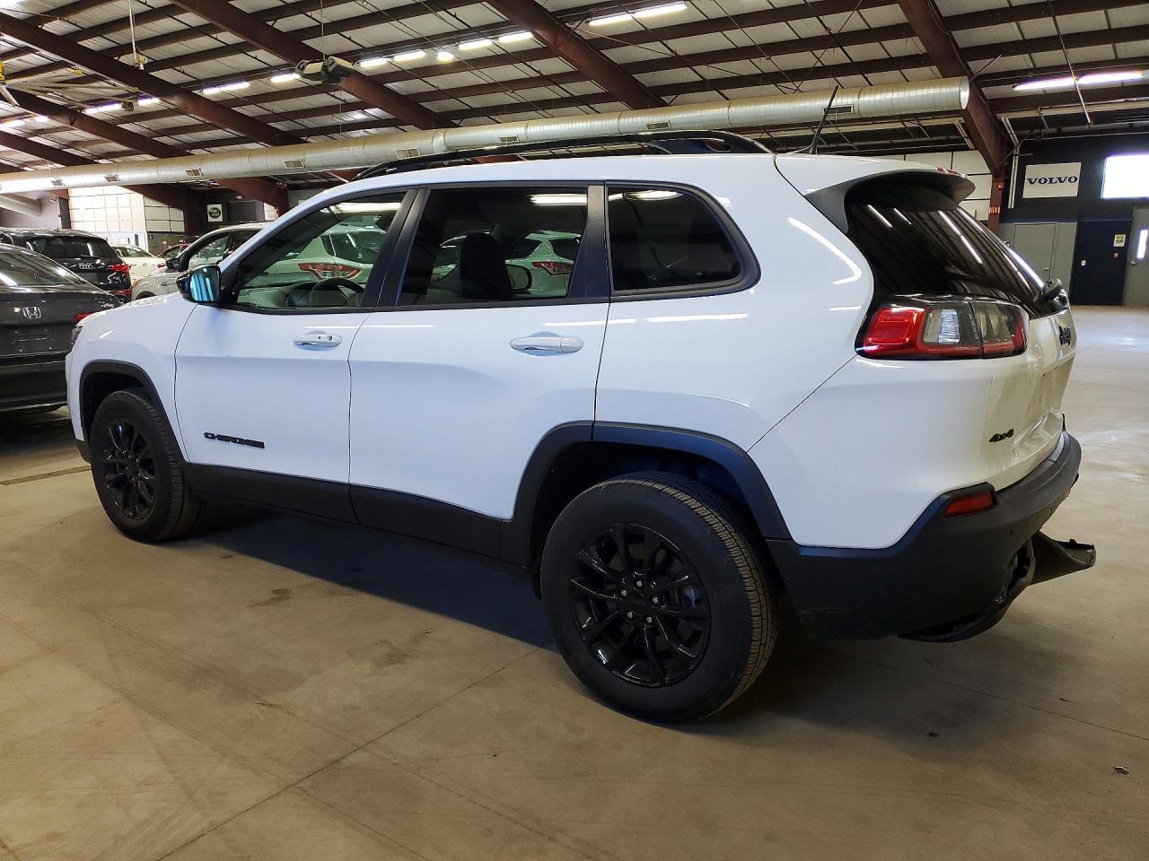 2023 Jeep Cherokee Altitude Lux - Фото 2