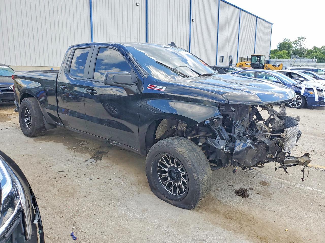 2025 Chevrolet Silverado K1500 Rst - Фото 4