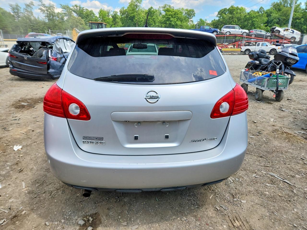 2010 Niss Rogue - Фото 6