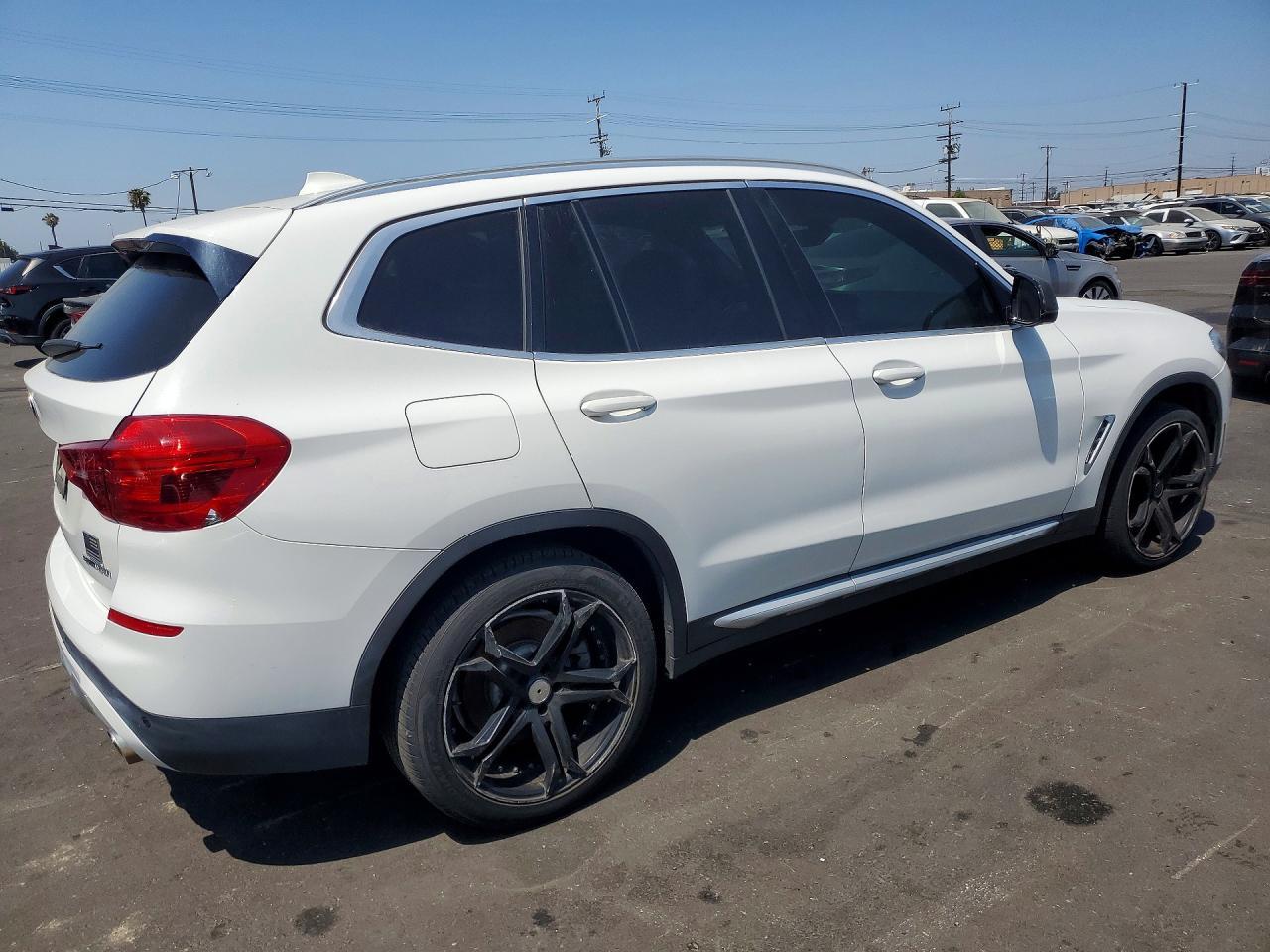 2019 BMW X3 Sdrive30I - Фото 3