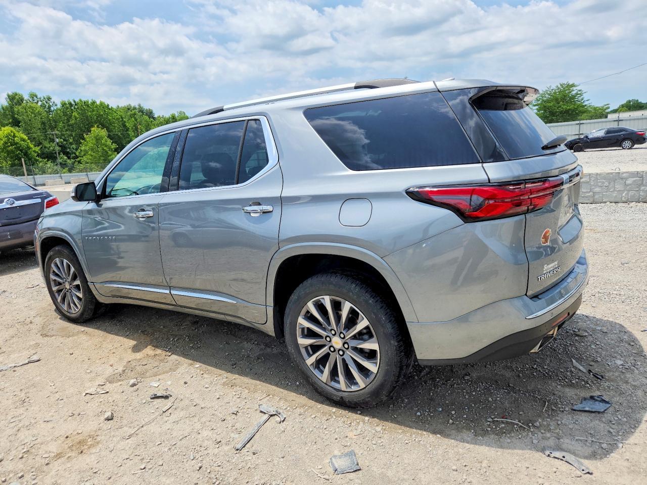 2023 Chevrolet Traverse Premier - Image 2