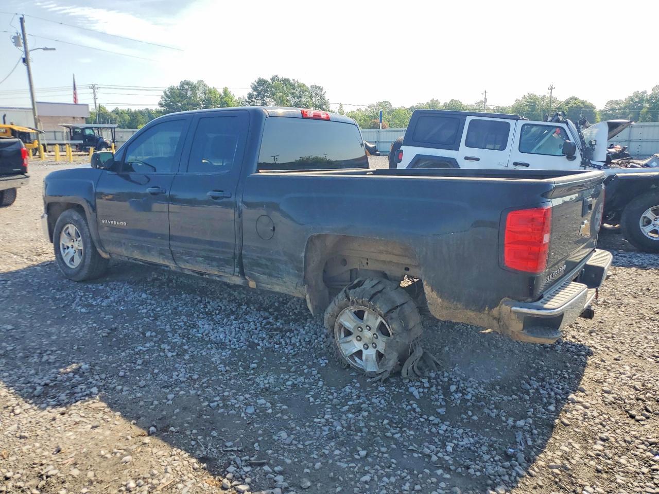 2016 Chevrolet Silverado C1500 Lt - Image 2