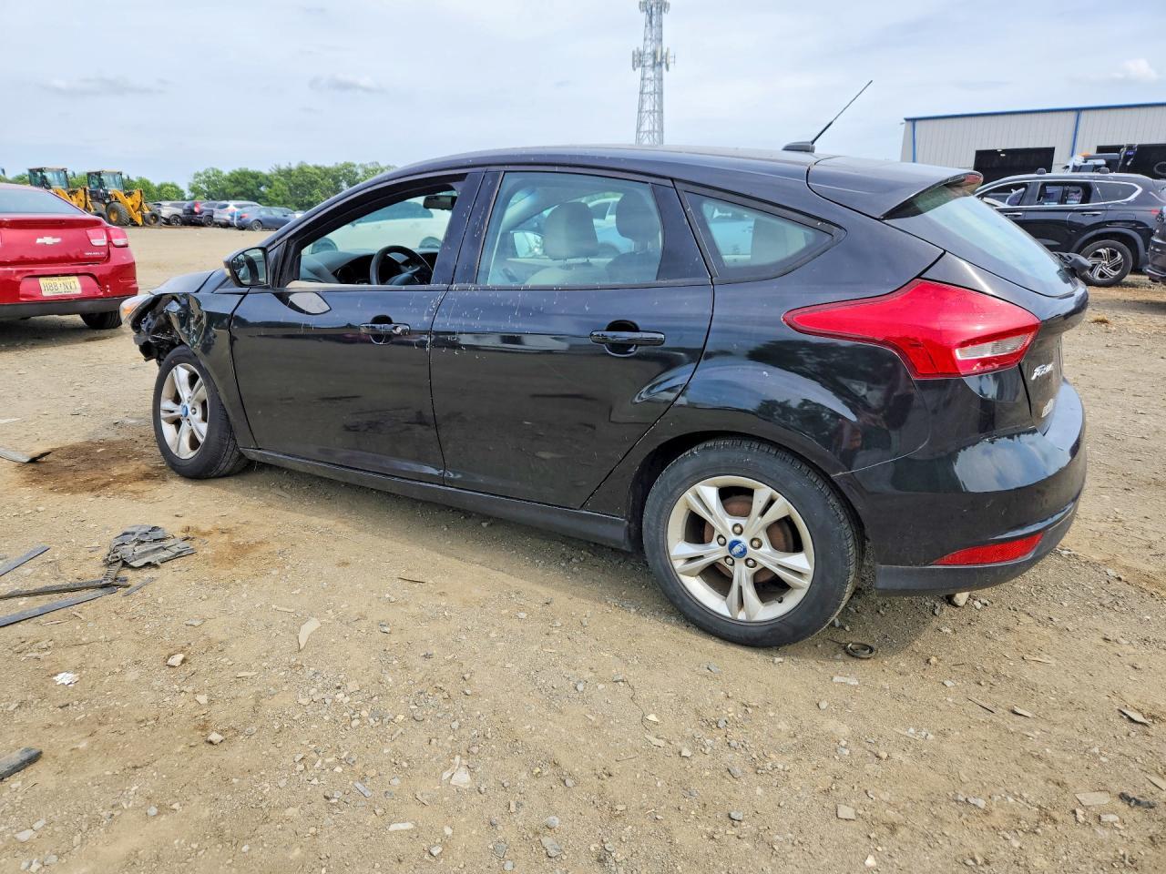 2017 Ford Focus Se - Фото 2