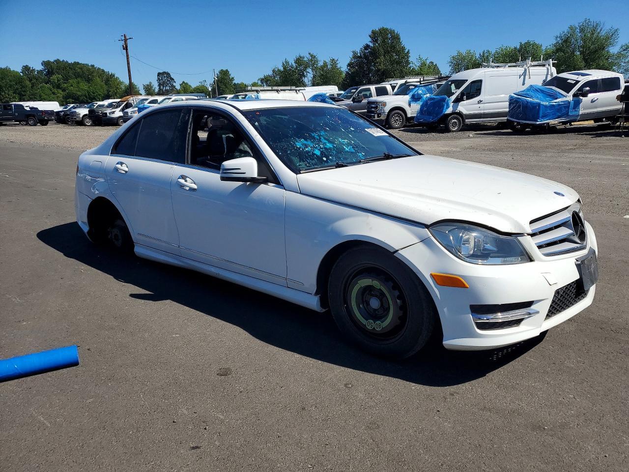 2013 Mercedes-Benz C 250 - Image 4