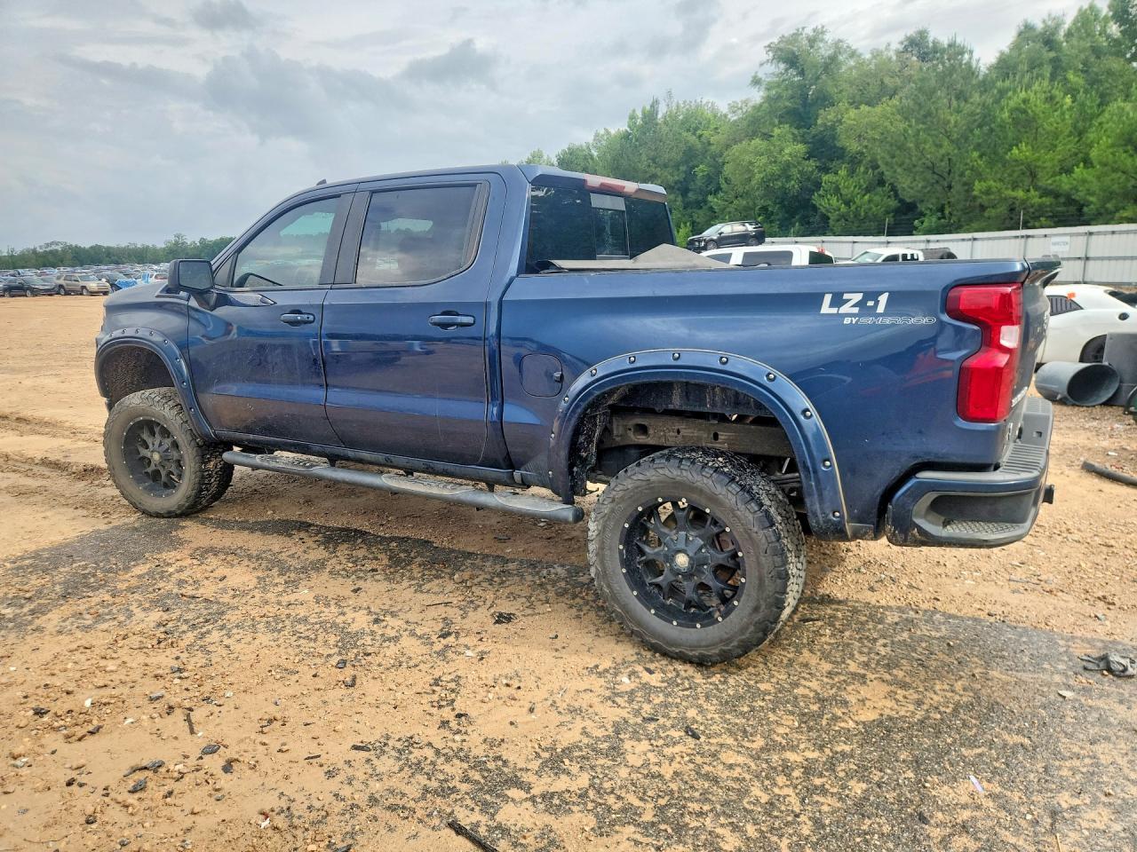 2020 Chevrolet Silverado K1500 Rst - Фото 2