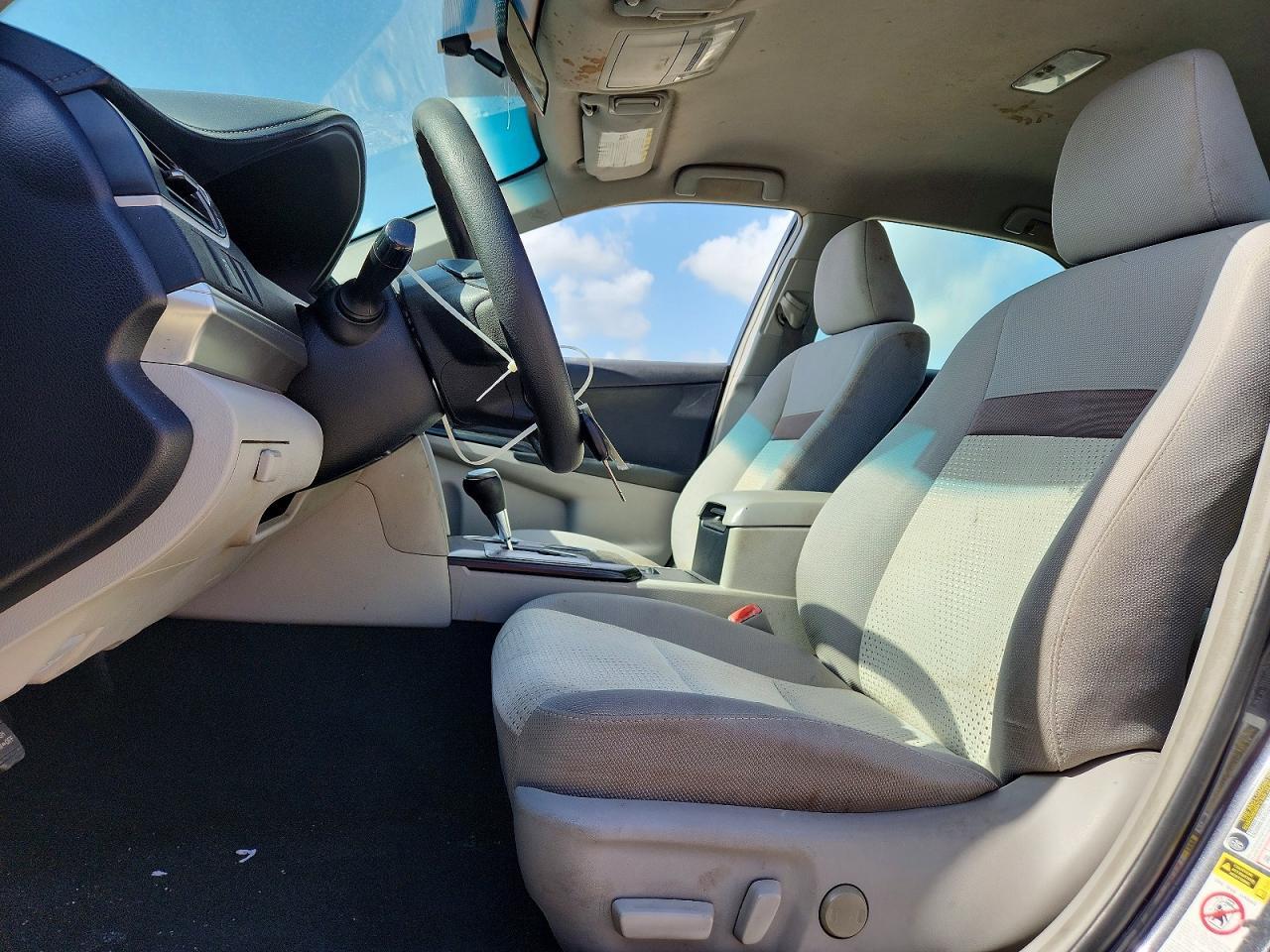 2012 Toyota Camry Le - Фото 7