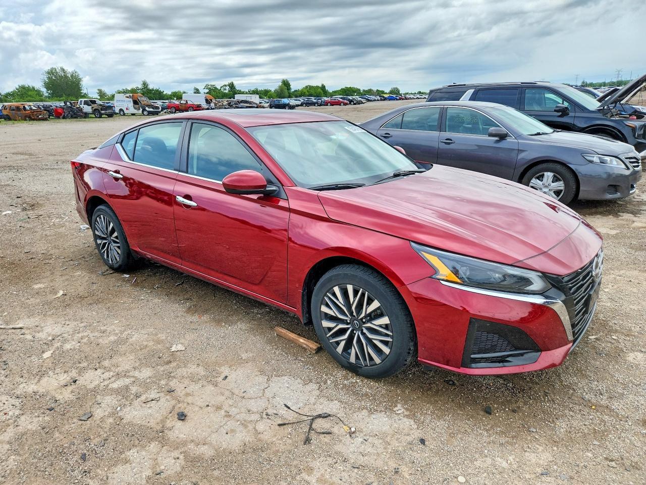 2023 Nissan Altima Sv - Фото 4