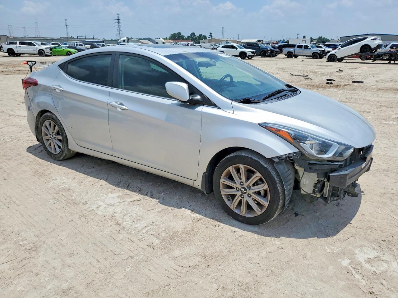 2015 Hyundai Elantra Se - Image 4