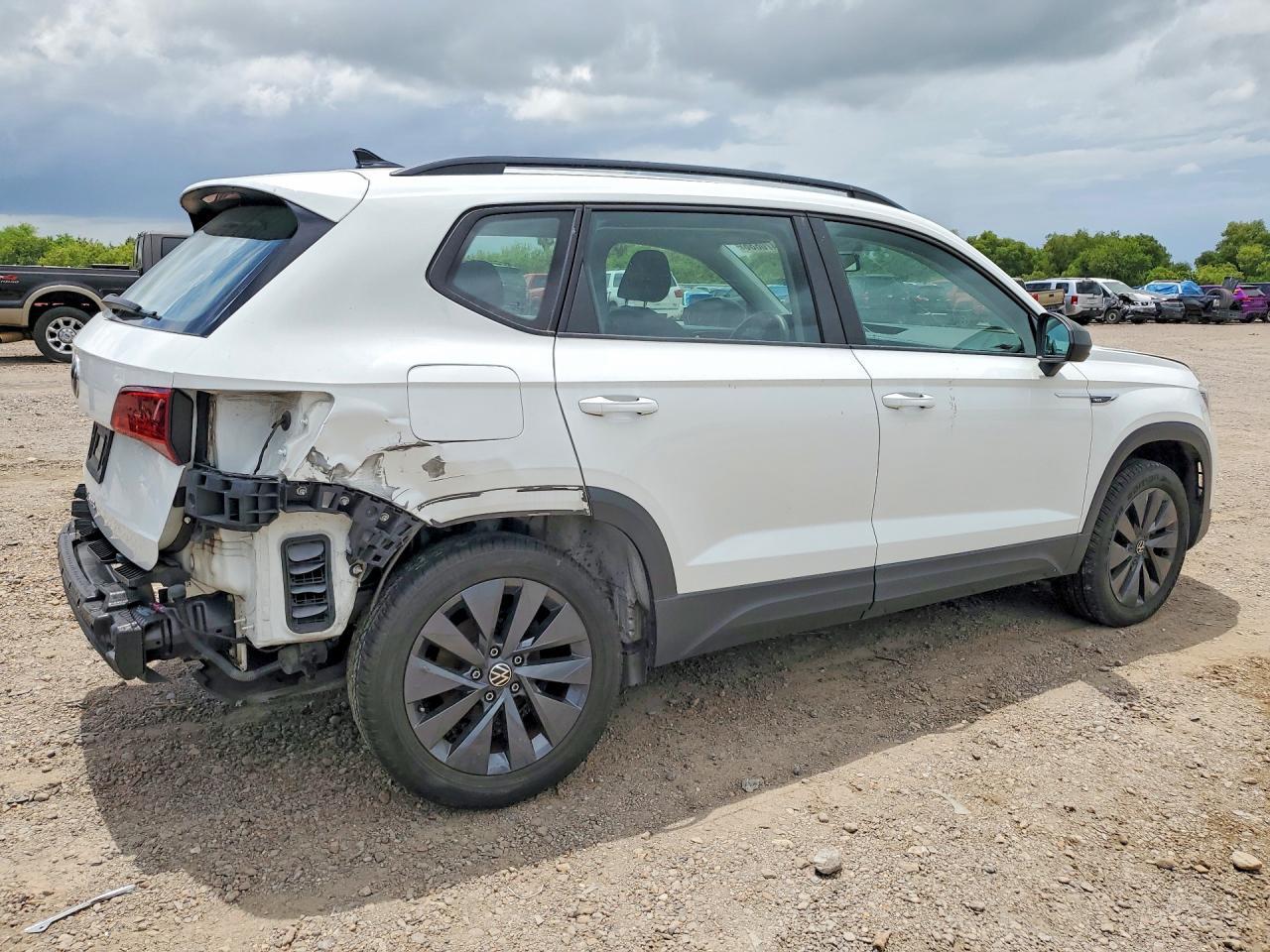 2022 Volkswagen Taos Se Black - Фото 3