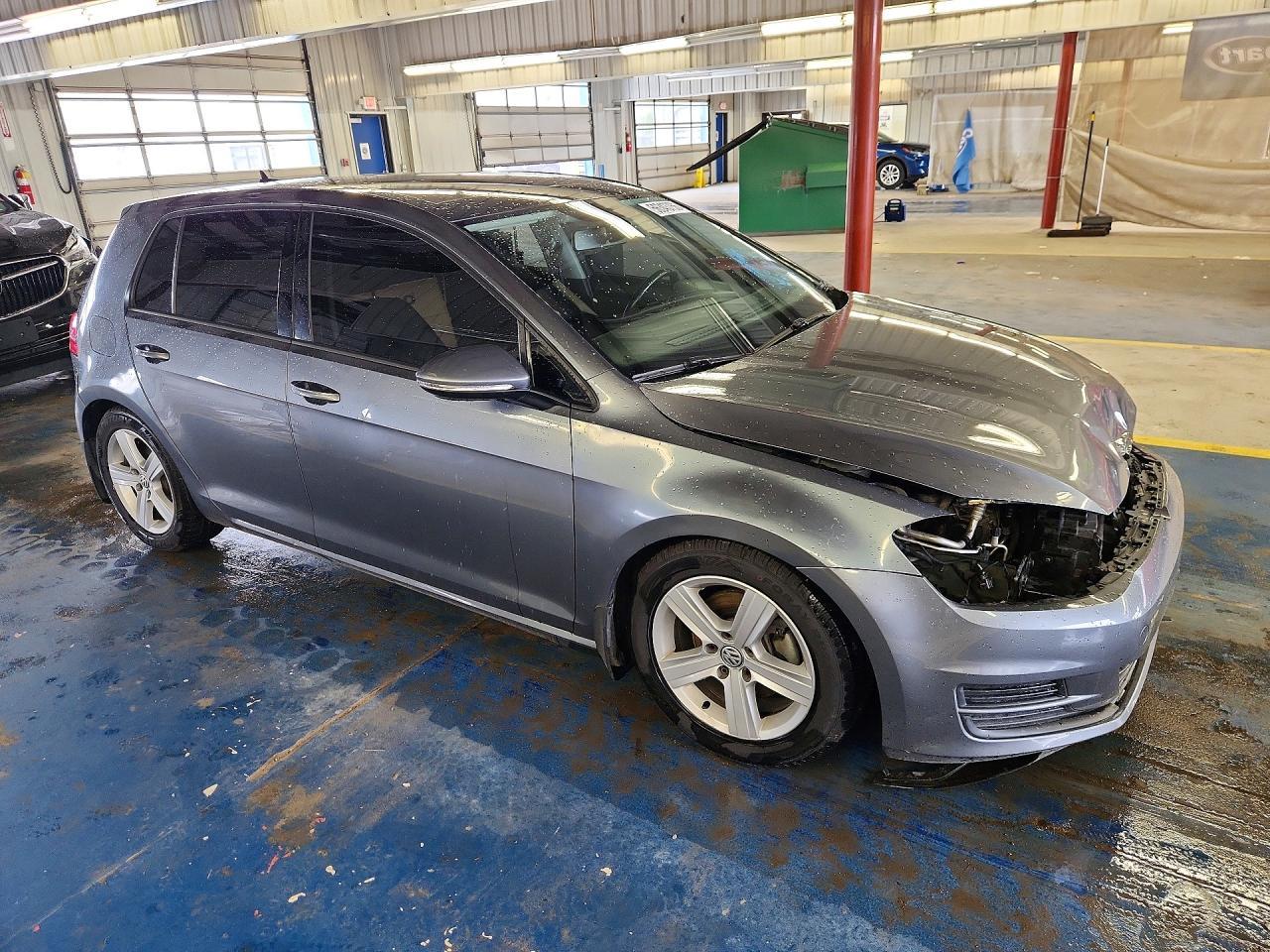 2017 Volkswagen Golf S - Фото 4