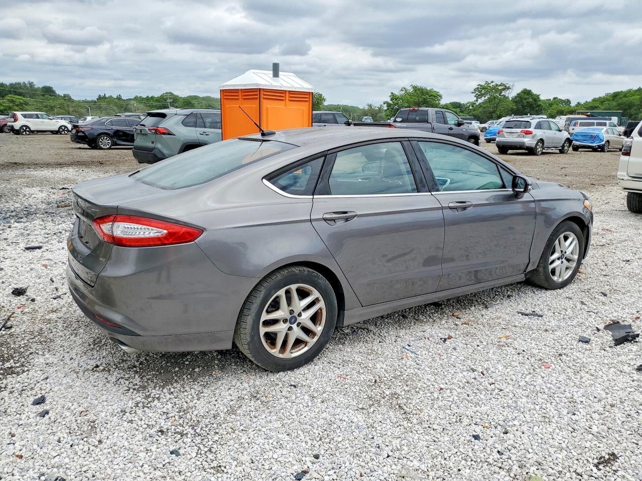 2014 Ford Fusion Se - Фото 3