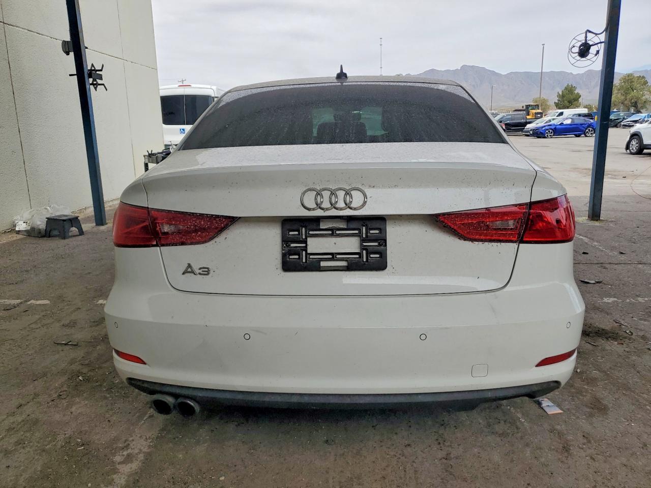 2016 Audi A3 Premium - Фото 6