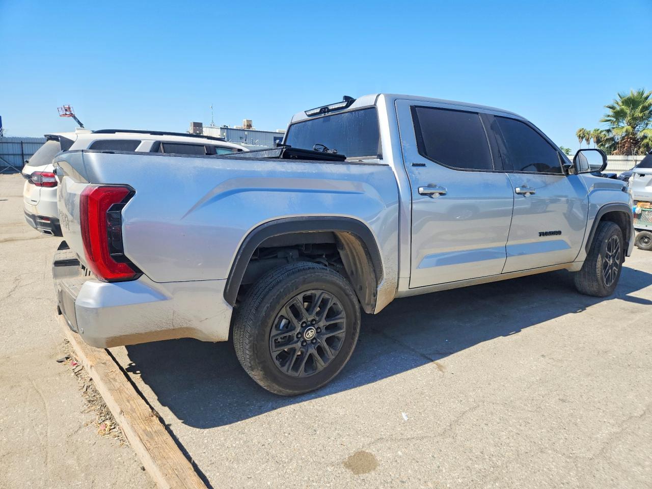 2026 Toyota Tundra Limited - Фото 3