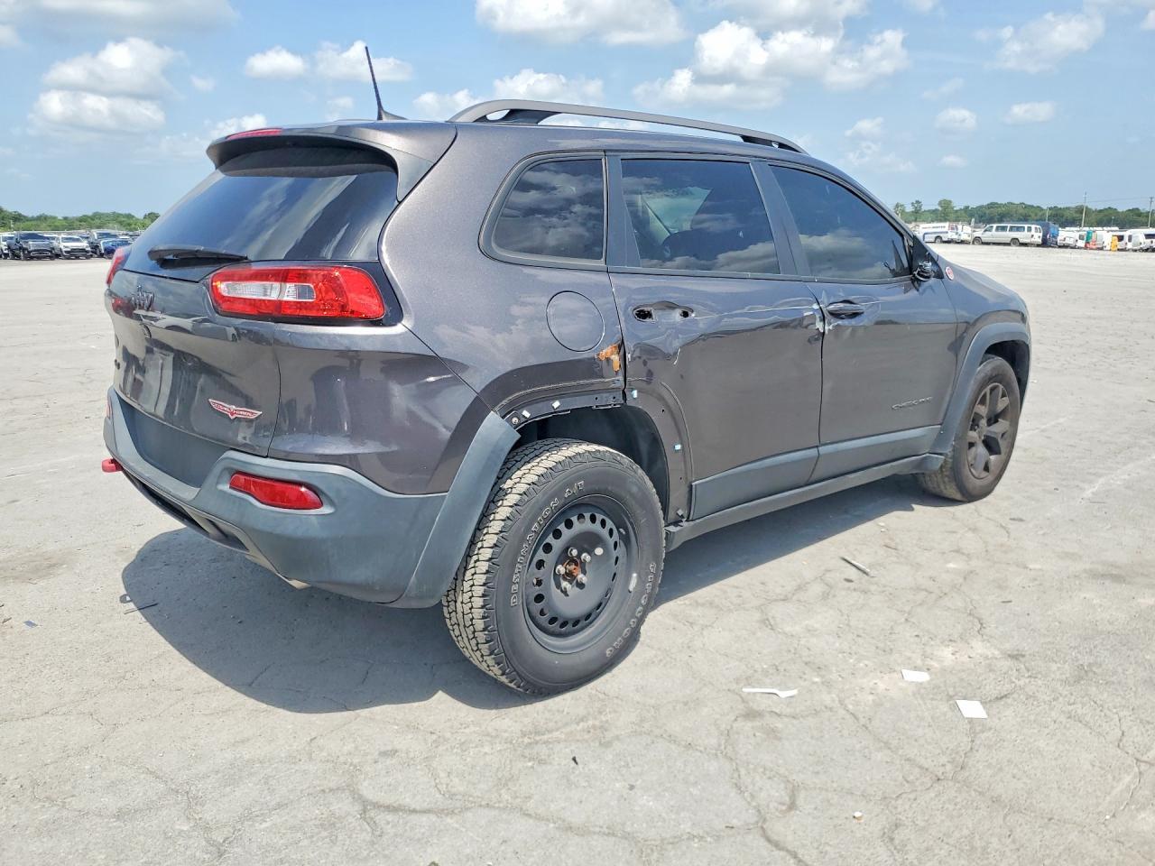 2017 Jeep Cherokee Trailhawk - Фото 3
