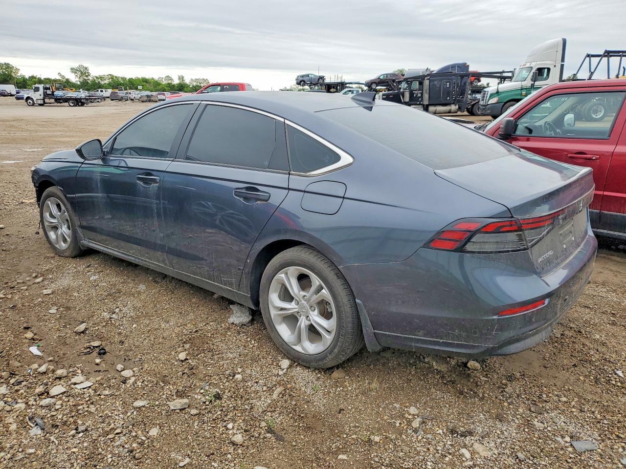 2025 Honda Accord Lx - Image 2