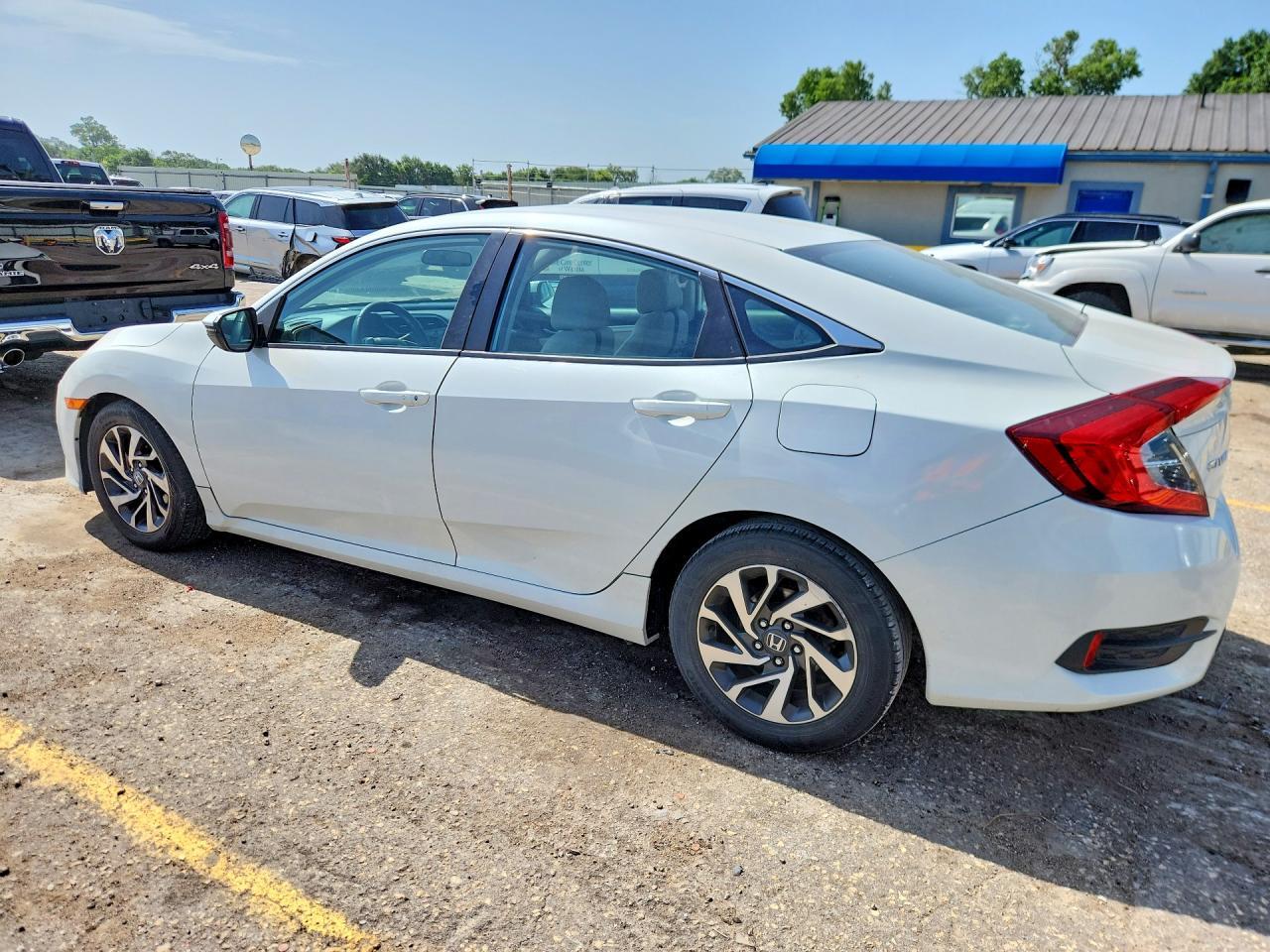 2016 Honda Civic Ex - Image 2