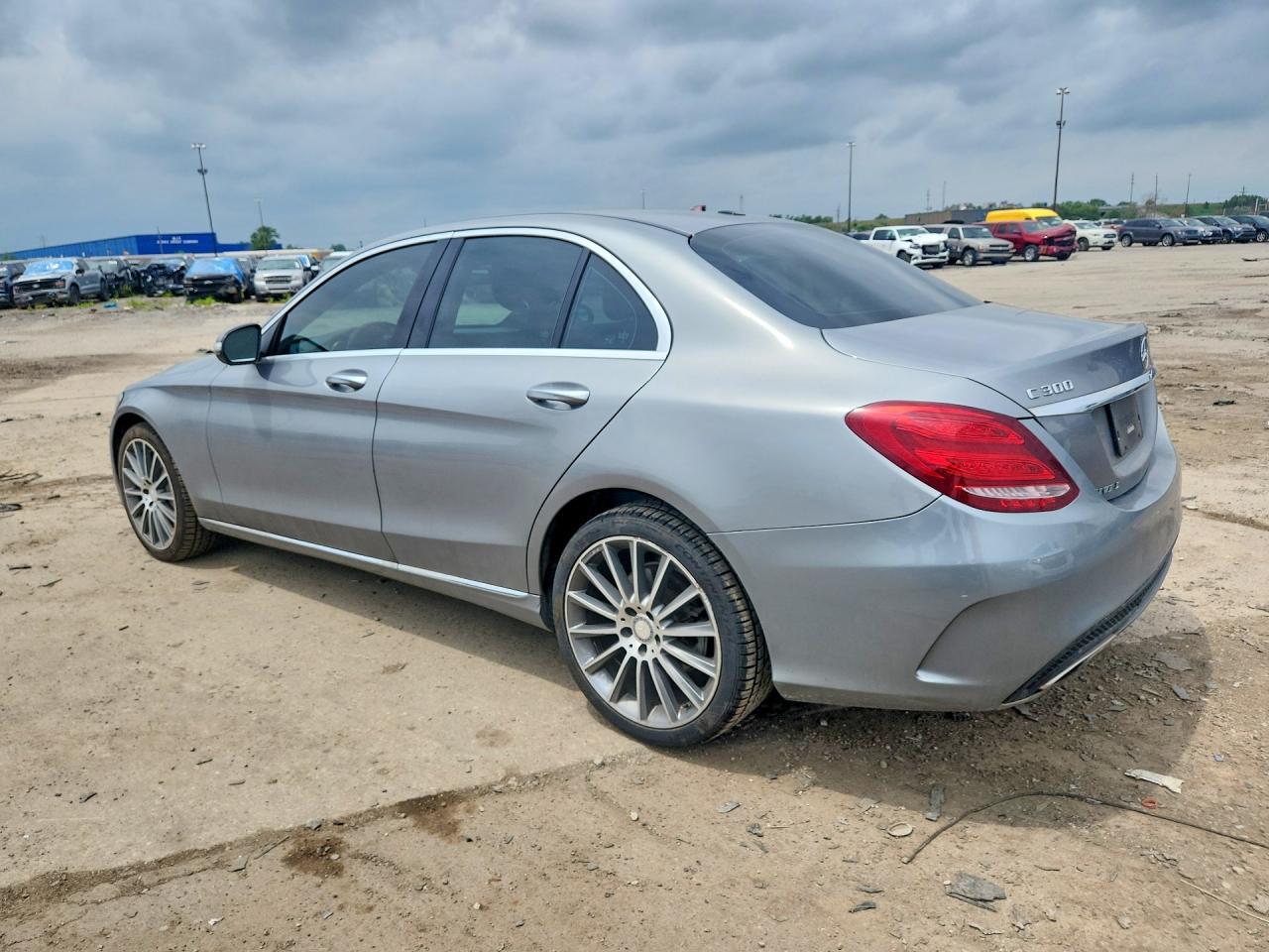 2015 Mercedes-Benz C 300 4Matic - Фото 2