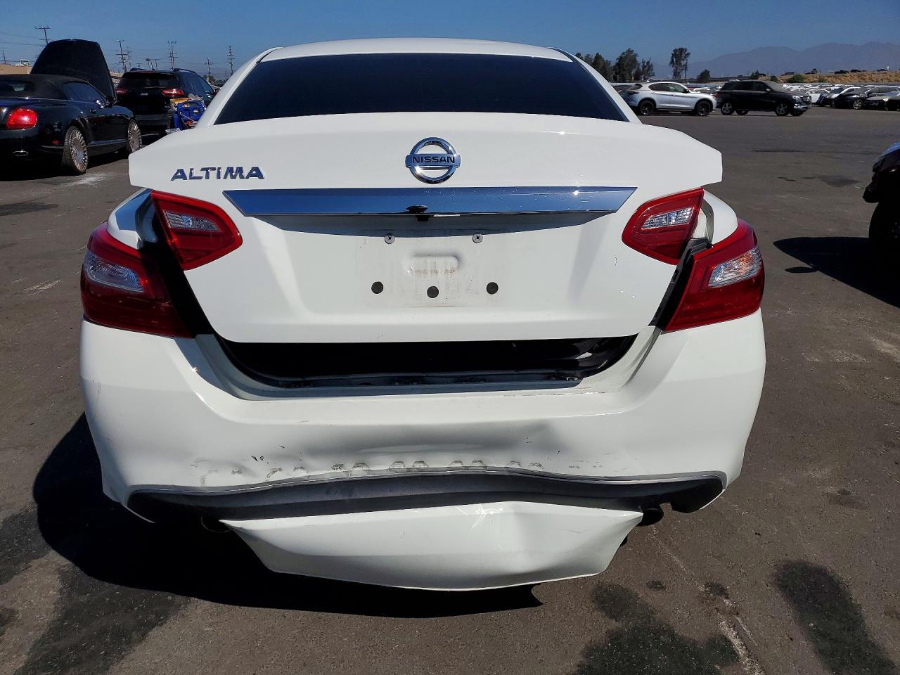 2018 Nissan Altima 2.5 S - Фото 6