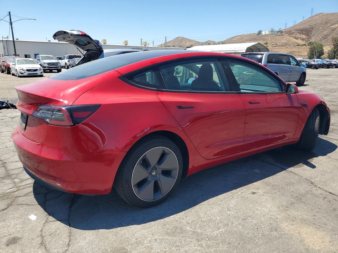 2023 Tesla Model 3 - Image 3