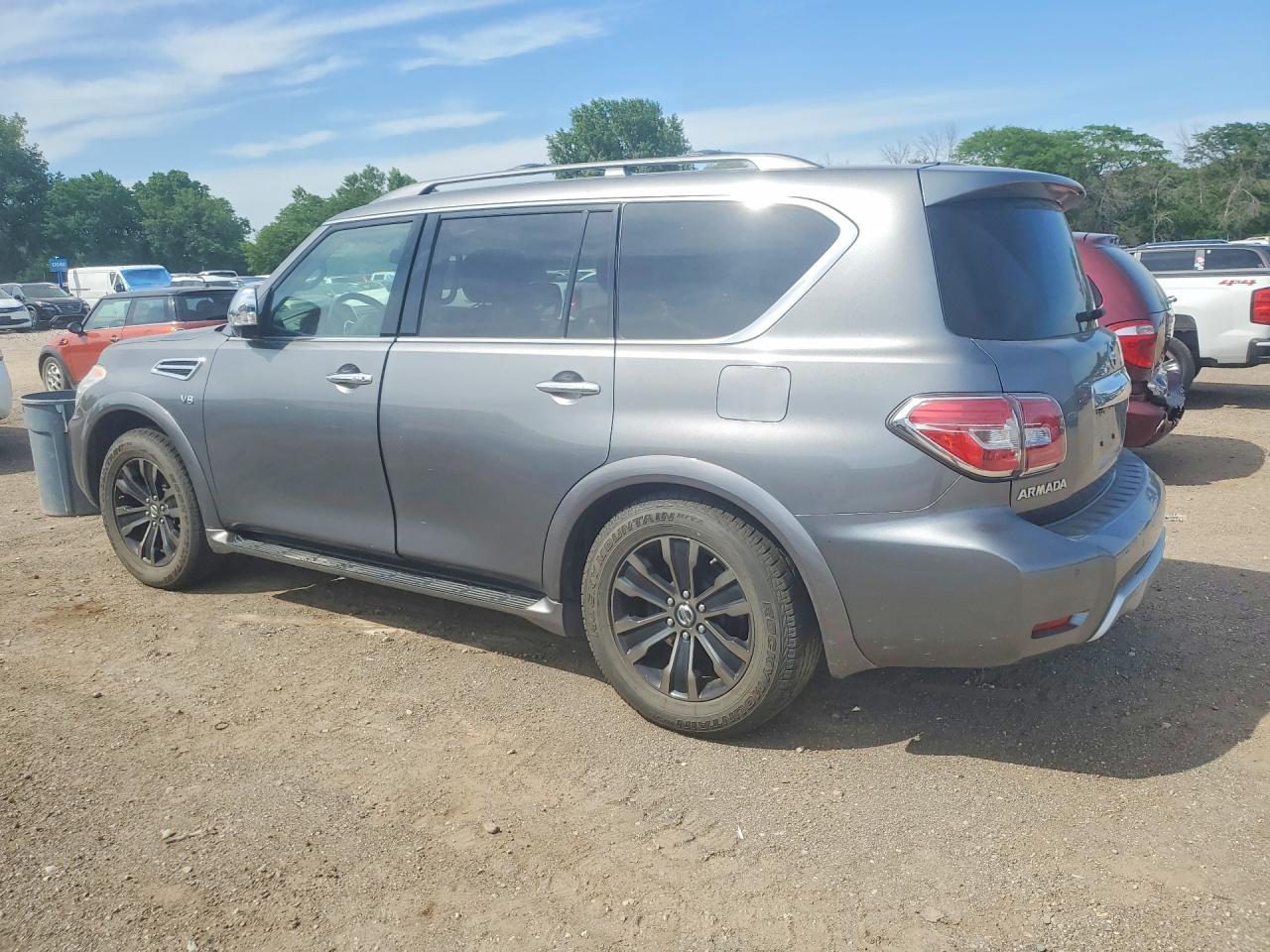 2017 Nissan Armada Platinum - Фото 2