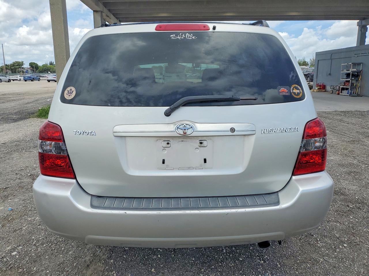 2004 Toyota Highlander Base - Фото 6