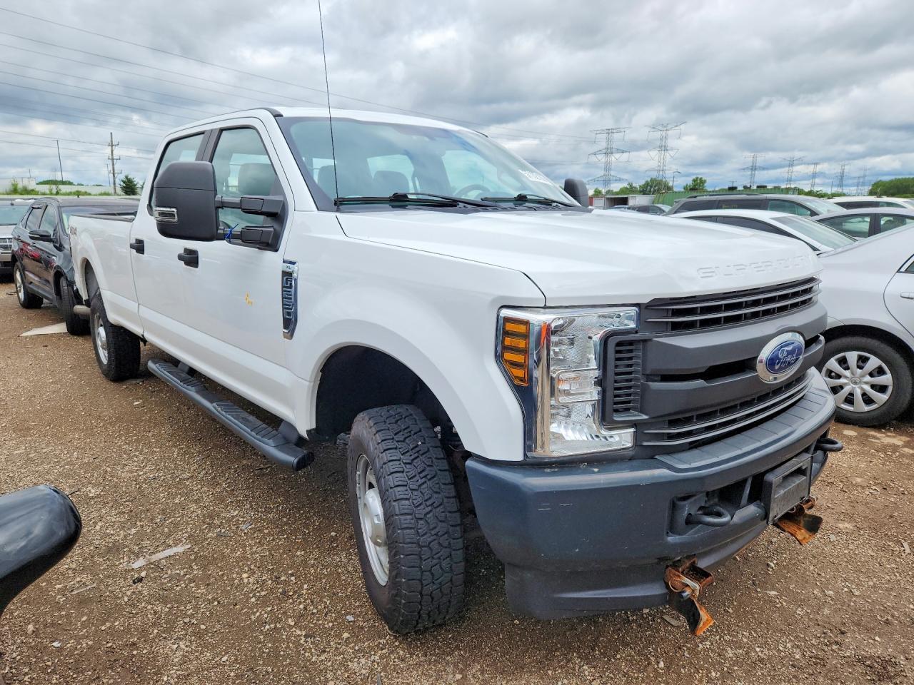 2019 Ford F250 Super Duty - Фото 4