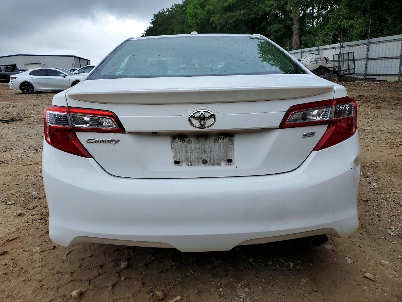2012 Toyota Camry Se - Фото 6