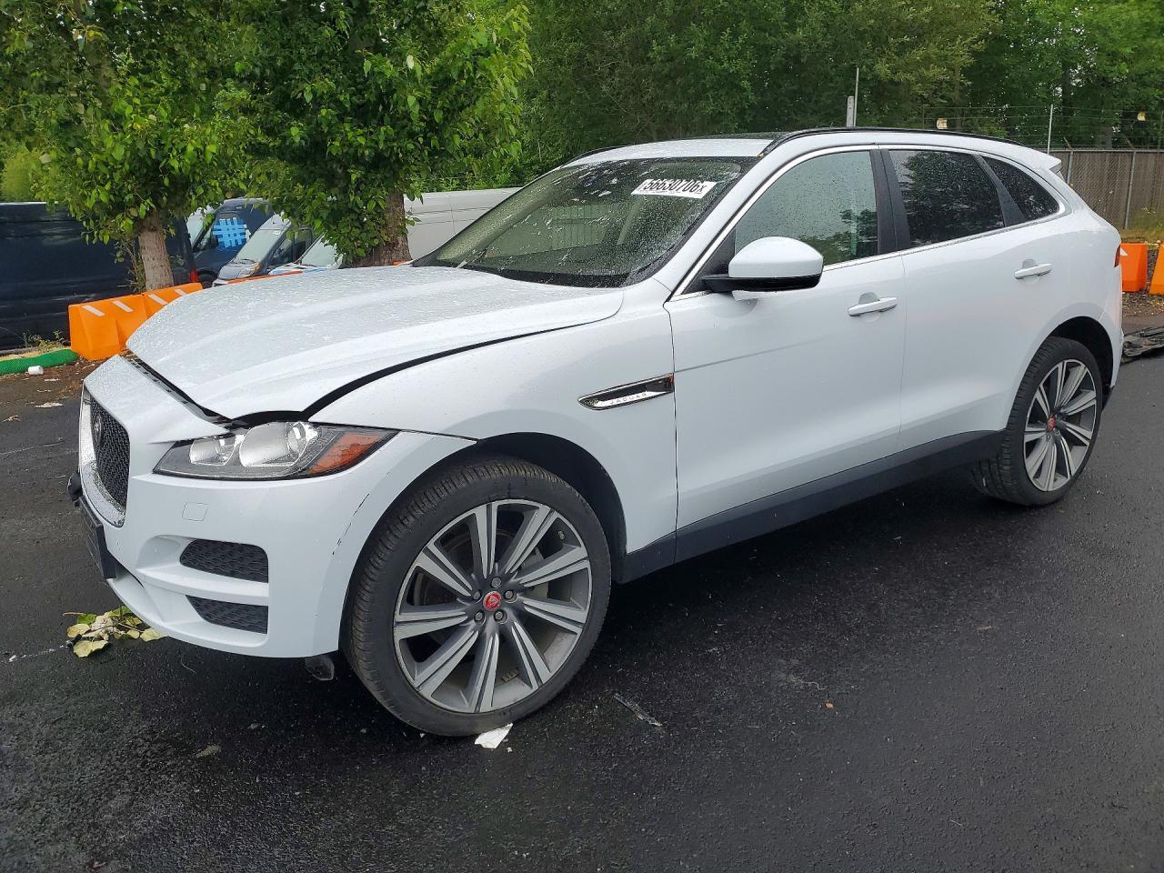 2017 Jaguar F-Pace Prestige