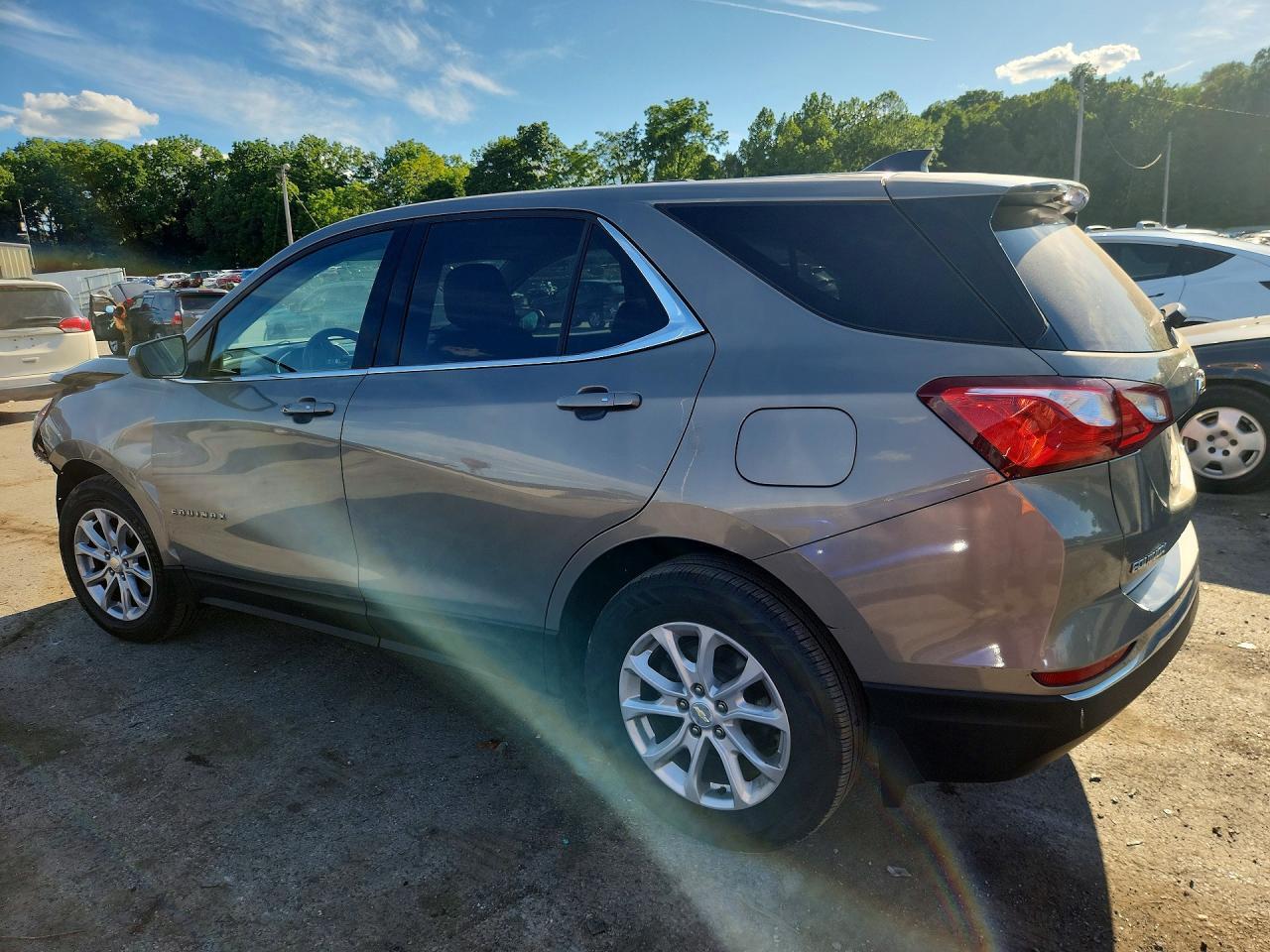 2018 Chevrolet Equinox Lt - Фото 2
