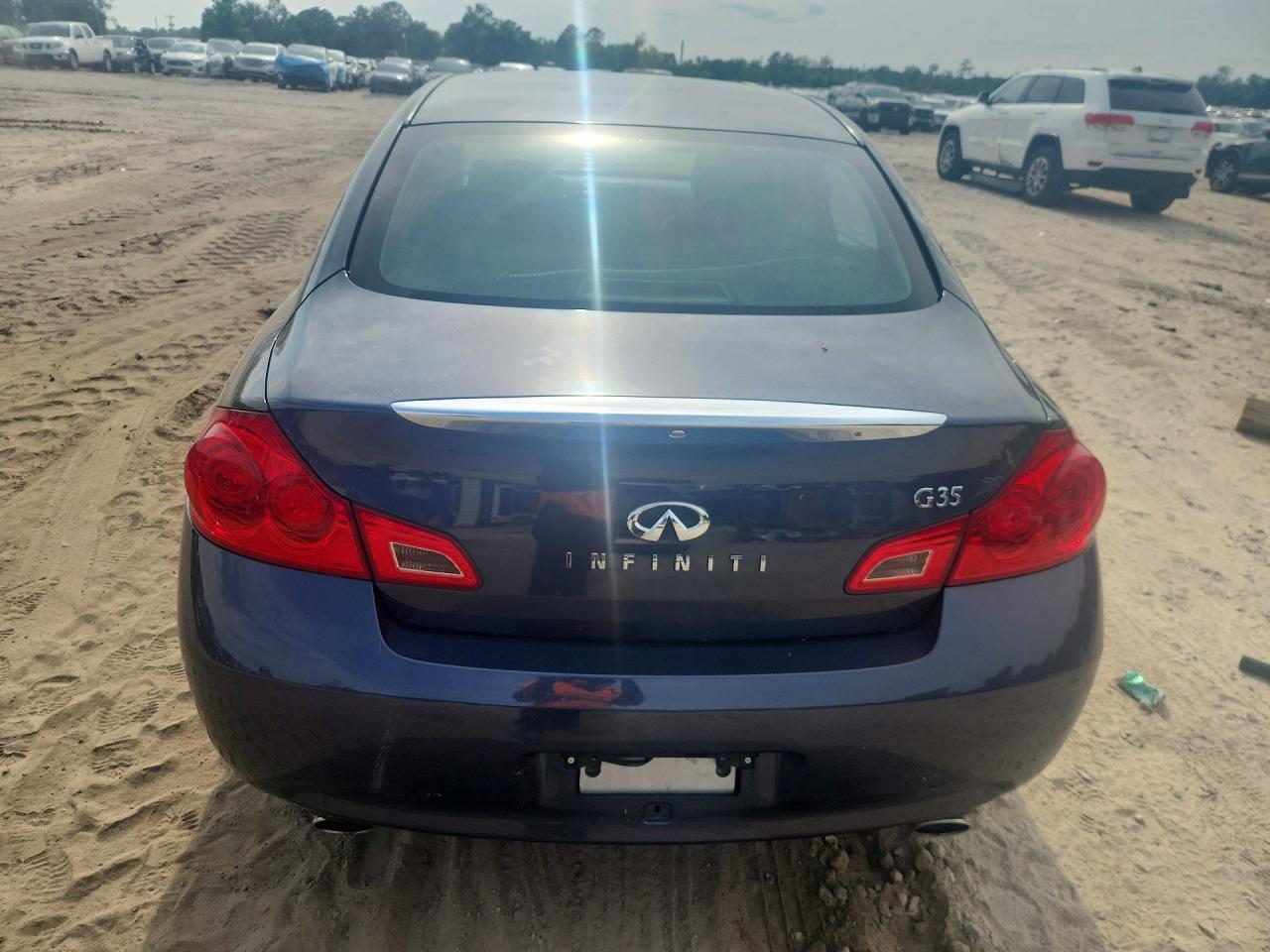 2007 Infiniti G35 Base - Image 6